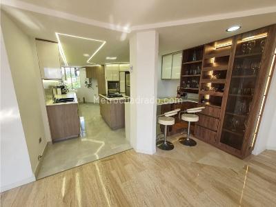 Apartamento en venta en El Poblado, Medellín · foto 3 de 20
