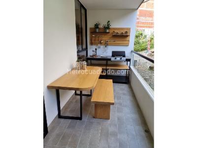 Apartamento de 2 alcobas en venta en Los Balsos, Medellín, 87 m² · foto 2 de 20