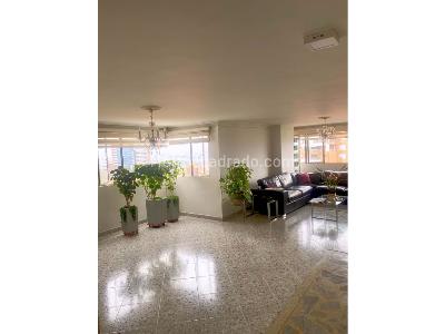 Apartamento en venta en Castropol, Medellín · foto 3 de 20