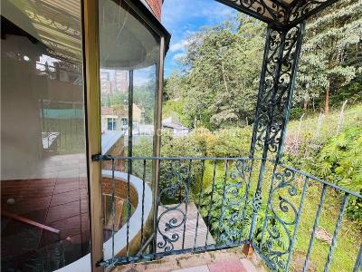 Casa de 3 alcobas en venta en El Poblado, Medellín, 679 m² · foto 11 de 20