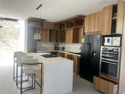 Casa de 4 alcobas en venta en Llanogrande, Rionegro, 1200 m² · foto 6 de 20