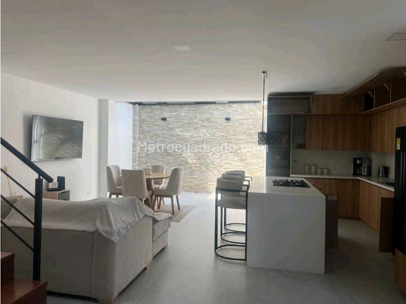 Casa Campestre Moderna en Arriendo en Llanogrande, Rionegro - 2