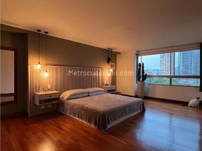 Apartamento de 3 alcobas en venta en El Poblado, Medellín, 243 m² · foto 10 de 20