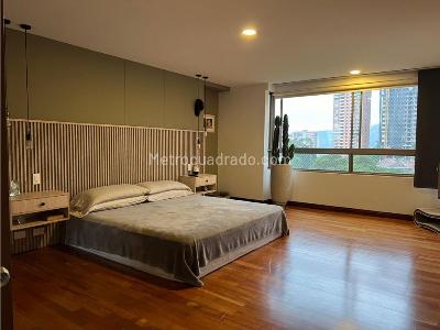 Apartamento de 3 alcobas en venta en El Poblado, Medellín, 243 m² · foto 12 de 20