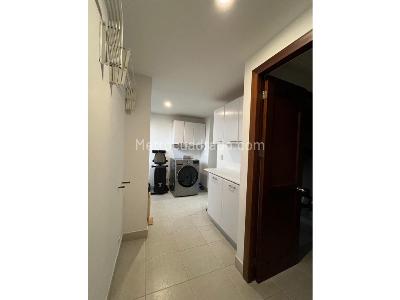 Apartamento de 3 alcobas en venta en El Poblado, Medellín, 243 m² · foto 14 de 20
