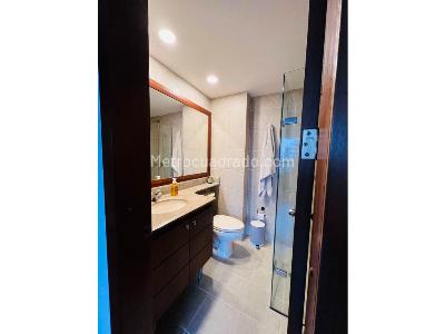Apartamento de 3 alcobas en venta en El Poblado, Medellín, 243 m² · foto 19 de 20