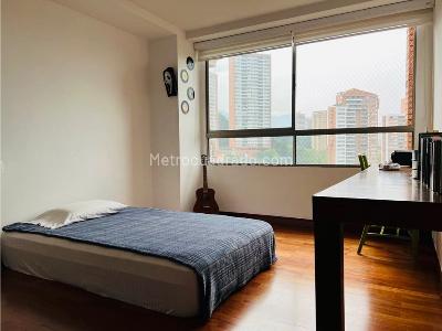Apartamento de 3 alcobas en venta en El Poblado, Medellín, 243 m² · foto 20 de 20