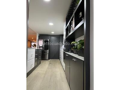Apartamento de 3 alcobas en venta en El Poblado, Medellín, 243 m² · foto 6 de 20