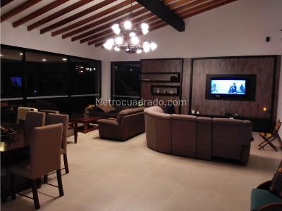 Casa de 4 alcobas en venta en Ojo De Agua, Rionegro · foto 3 de 16