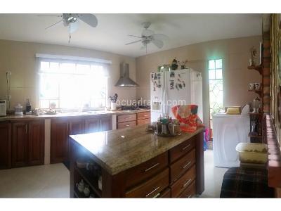 Casa de 3 alcobas en venta en Sabaneta, Sabaneta · foto 6 de 20
