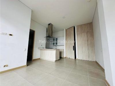 Apartamento de 2 alcobas en venta en Envigado, Envigado, 76 m² · foto 11 de 20