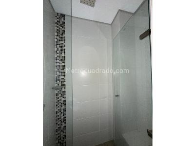 Apartamento de 2 alcobas en venta en Envigado, Envigado, 76 m² · foto 18 de 20