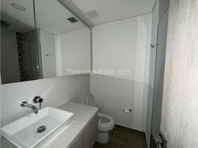 Apartamento de 2 alcobas en venta en Envigado, Envigado, 76 m² · foto 19 de 20