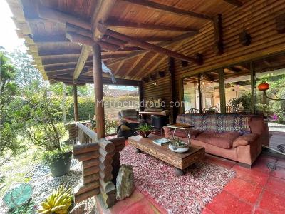 Casa de 4 alcobas en arriendo en Via San Antonio La Ceja, Rionegro · foto 19 de 20