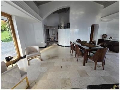 Casa de 5 alcobas en venta en Alto De Las Palmas, Medellín · foto 4 de 20