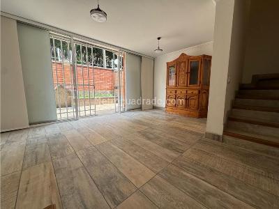 Casa de 3 alcobas en venta en La Mota, Medellín, 118 m² · foto 4 de 20