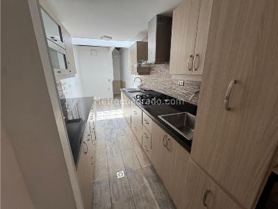 Casa de 3 alcobas en venta en La Mota, Medellín, 118 m² · foto 6 de 20