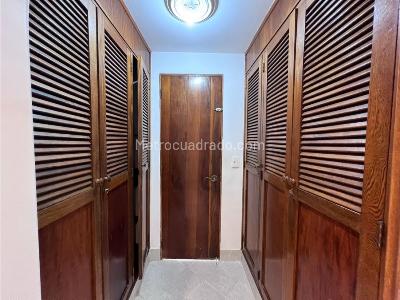 Apartamento en venta en Laureles, Medellín · foto 12 de 20