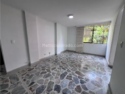 Apartamento en venta en Laureles, Medellín · foto 5 de 20