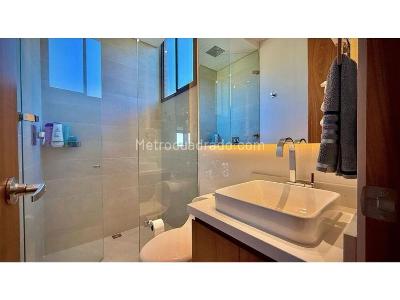 Apartamento de 3 alcobas en venta en El Poblado, Medellín, 220 m² · foto 13 de 16