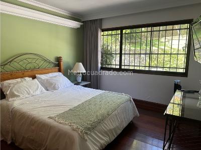 Casa de 5 alcobas en venta en Loma Del Escobero, Envigado · foto 13 de 19