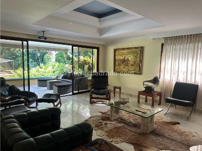 Casa de 5 alcobas en venta en Loma Del Escobero, Envigado · foto 19 de 19