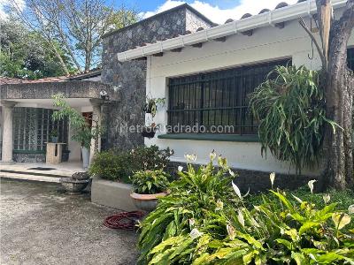 Casa en Arriendo, Loma Del Escobero, Envigado