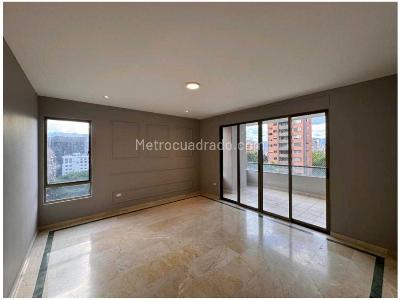 Apartamento de 4 alcobas en venta en El Poblado Loma De Los Parra, Medellín, 220 m² · foto 7 de 15