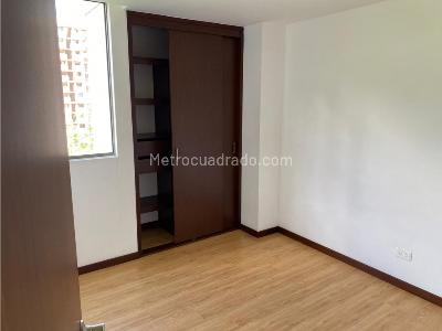 Apartamento en venta en El Poblado, Medellín · foto 5 de 10