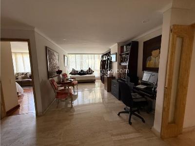 Apartamento en venta en El Poblado, Medellín · foto 3 de 16