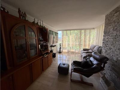Apartamento en venta en El Poblado, Medellín · foto 4 de 16