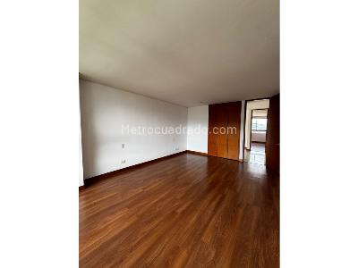 Apartamento de 3 alcobas en arriendo en El Poblado, Medellín, 200 m² · foto 6 de 20