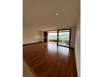 Apartamento de 3 alcobas en arriendo en El Poblado, Medellín, 200 m² · foto 8 de 20