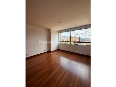 Apartamento de 3 alcobas en arriendo en El Poblado, Medellín, 200 m² · foto 12 de 20