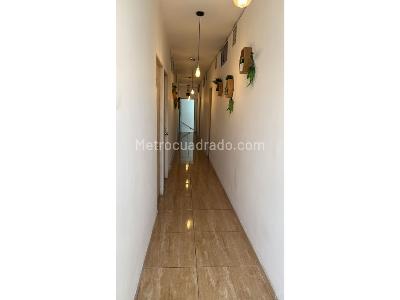 Apartamento de 5 alcobas en venta en Medellin, Medellín, 1000 m² · foto 3 de 15