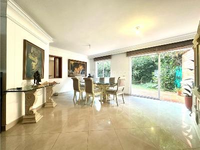 Casa de 4 alcobas en venta en Loma De San Jose, Sabaneta, 287 m² · foto 4 de 20