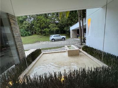 Casa de 5 alcobas en arriendo en Llanogrande, Rionegro · foto 9 de 20
