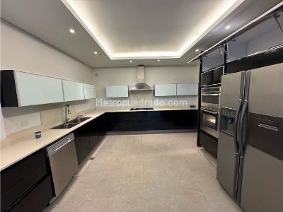 Casa de 5 alcobas en venta en Llanogrande, Rionegro · foto 6 de 20