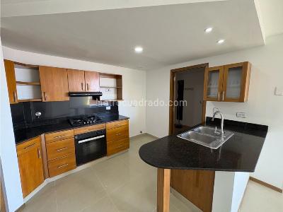 Apartamento de 3 alcobas en venta en Sabaneta, Sabaneta, 110 m² · foto 2 de 20