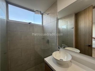 Casa de 3 alcobas en arriendo en Barro Blanco, Rionegro, 180 m² · foto 14 de 20