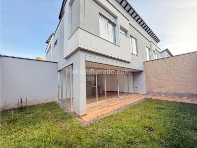 Casa de 3 alcobas en arriendo en Barro Blanco, Rionegro, 180 m² · foto 18 de 20