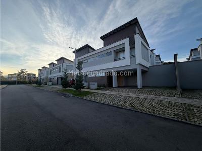 Casa de 3 alcobas en arriendo en Barro Blanco, Rionegro, 180 m² · foto 20 de 20