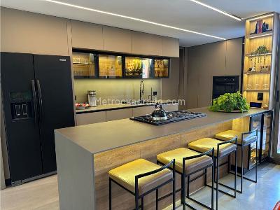 Apartamento en venta en Poblado, Medellín · foto 2 de 20