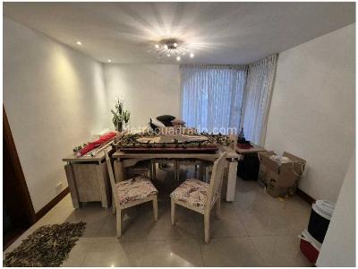 Casa de 5 alcobas en venta en El Poblado, Medellín, 800 m² · foto 13 de 20