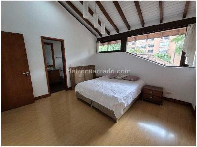 Casa de 5 alcobas en venta en El Poblado, Medellín, 800 m² · foto 17 de 20