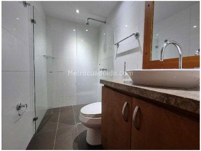 Casa de 5 alcobas en venta en El Poblado, Medellín, 800 m² · foto 20 de 20