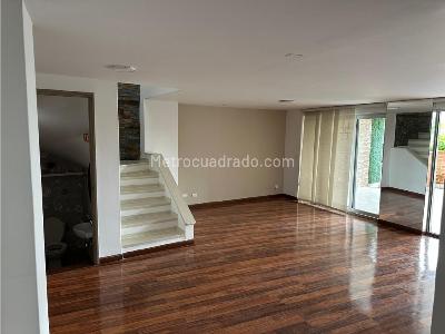 Casa de 3 alcobas en venta en Intermedia, Envigado, 185 m² · foto 6 de 10