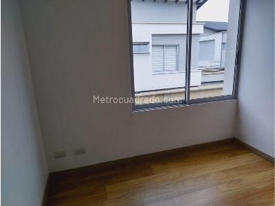 Casa de 3 alcobas en arriendo en Barrio Blanco, Rionegro, 180 m² · foto 5 de 12
