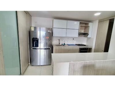 Apartamento de 3 alcobas en arriendo en El Poblado, Medellín, 140 m² · foto 4 de 15