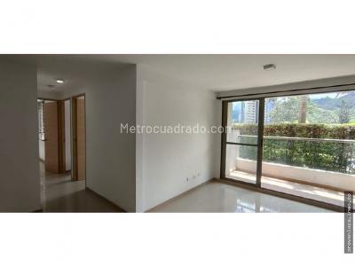 Apartamento de 3 alcobas en venta en Sabaneta, Sabaneta, 74 m² · foto 2 de 9